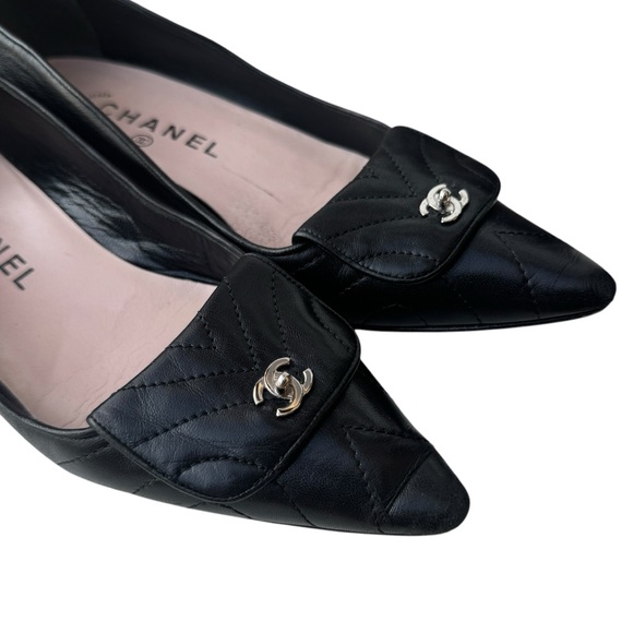 Chanel Interlocking CC Logo Black Quilted Leather Kitten Heel Flats, Size 37 - Picture 5 of 14